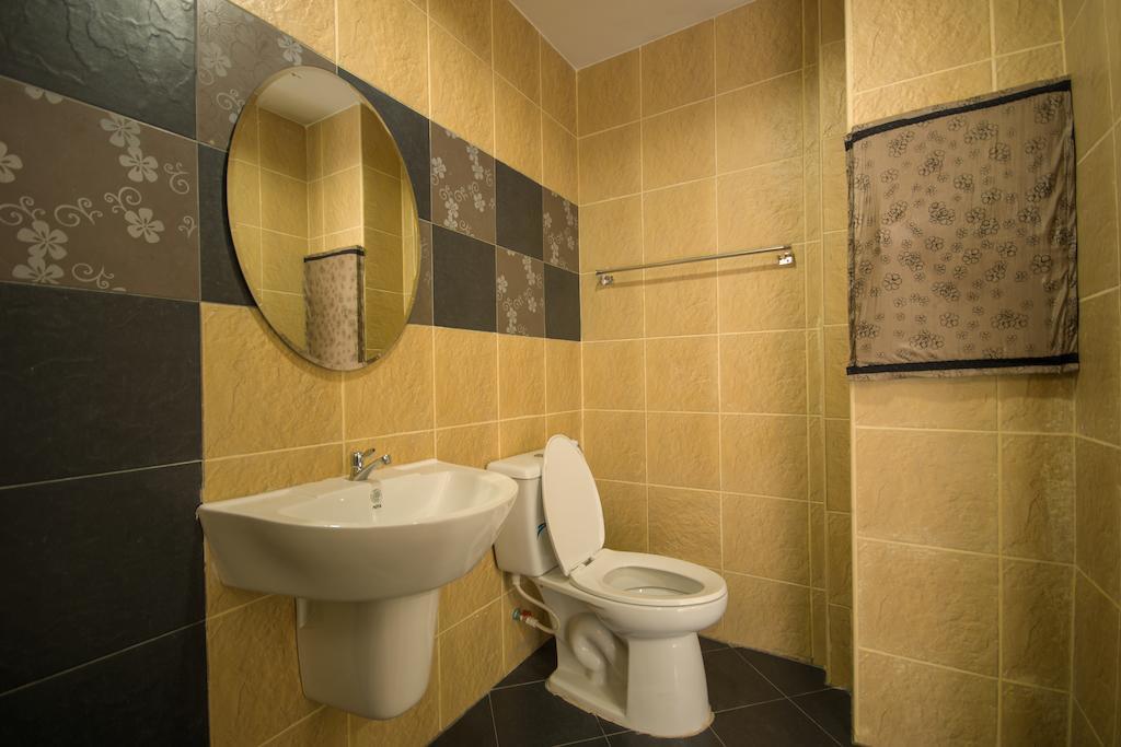 The Corner Hotel (Adults Only) Chiang Rai Room photo