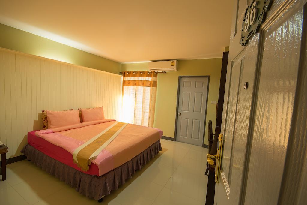 The Corner Hotel (Adults Only) Chiang Rai Exterior photo
