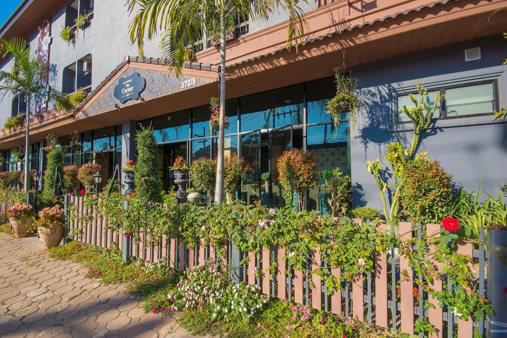 The Corner Hotel (Adults Only) Chiang Rai Exterior photo
