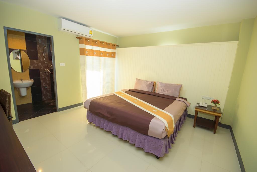 The Corner Hotel (Adults Only) Chiang Rai Exterior photo